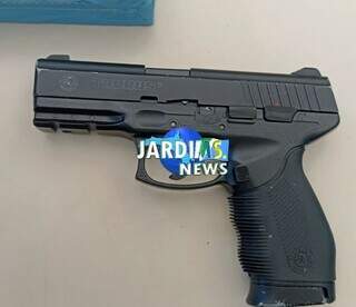 Adolescente de 16 anos é apreendido com arma de brinquedo no IFMS em Jardim Adolescente de 16 anos é apreendido com arma de brinquedo no IFMS em Jardim