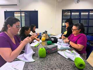 Croch&ecirc; d&aacute; a m&atilde;es que cuidam o tempo todo algumas horas para si