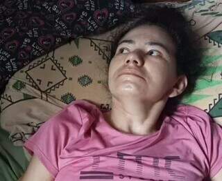 Casal deixa o Paraguai para tratar no SUS doença rara diagnosticada em Lito Casal deixa o Paraguai para tratar no SUS doença rara diagnosticada em Lito