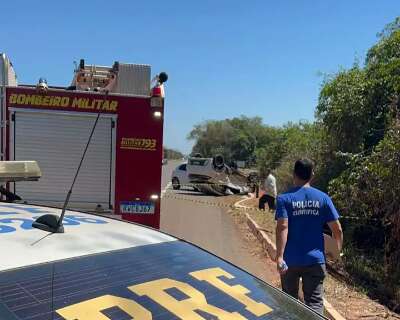 Delegado aposentado morre ap&oacute;s capotar carro em rodovia