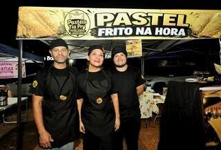 Pastel de feira ganha borda recheada de Nutella e goiabada nos Past&eacute;is Tia Pry