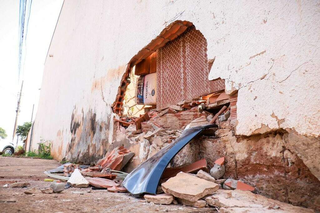 R&eacute;u por atropelar ex namorada contra muro &eacute; condenado a 23 anos