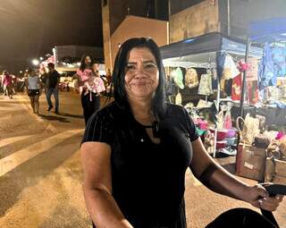 Quem mora no Caiobá agora vende, compra e faz amigos na própria feira Quem mora no Caiobá agora vende, compra e faz amigos na própria feira