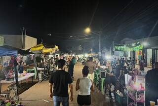 Quem mora no Caiobá agora vende, compra e faz amigos na própria feira Quem mora no Caiobá agora vende, compra e faz amigos na própria feira