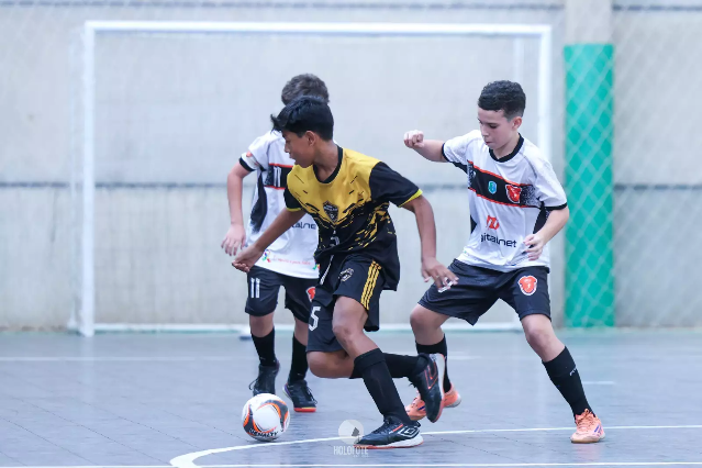 Copa Pelezinho ter&aacute; quatro jogos e duas estreias neste s&aacute;bado