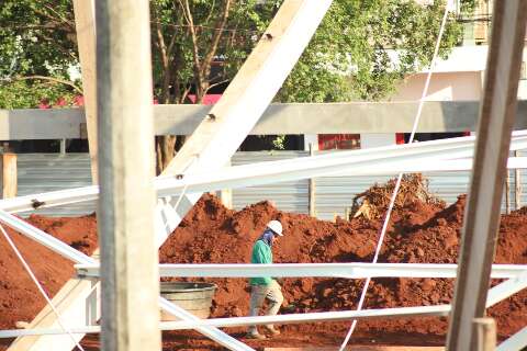 Peritos v&atilde;o buscar falhas de seguran&ccedil;a em obra que matou dois
