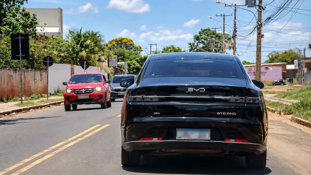 Falta de infraestrutura ainda afasta maioria dos leitores dos carros el&eacute;tricos