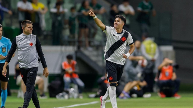 Vasco vira sobre Palmeiras e conquista t&iacute;tulo in&eacute;dito do Sub-20
