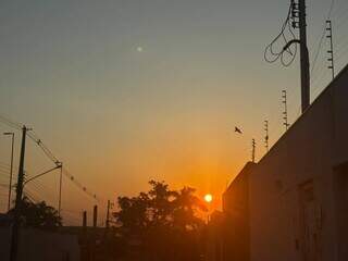 S&aacute;bado come&ccedil;a com sol, mas avan&ccedil;o de frente fria traz possibilidade de temporais