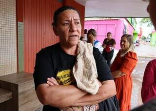 &ldquo;Como que ele volta num caix&atilde;o?&rdquo;, lamenta irm&atilde; de oper&aacute;rio morto em desabamento