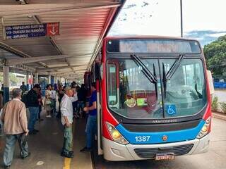 Transporte p&uacute;blico ter&aacute; hor&aacute;rio diferenciado em Campo Grande na 2&ordf; feira 