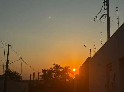 S&aacute;bado come&ccedil;a com sol, mas avan&ccedil;o de frente fria traz possibilidade de temporais