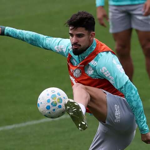 Brasileir&atilde;o tem seis jogos, com Flamengo e Palmeiras na disputa pela lideran&ccedil;a