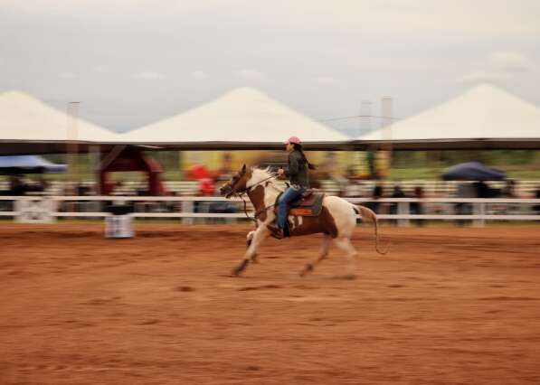 Festival equestre re&uacute;ne 250 pessoas e inaugura centro h&iacute;pico em Campo Grande