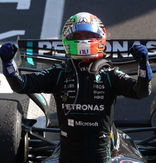 Kimi Antonelli vence em Monza ap&oacute;s largar em 19&ordm; e faz hist&oacute;ria no GP da It&aacute;lia