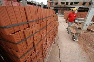 Semana da Construção discute gestão de obra, mercado de trabalho e arborização Semana da Construção discute gestão de obra, mercado de trabalho e arborização