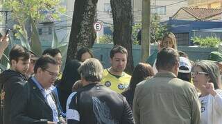 Ato contra STF reúne 60 e vira vitrine para campanha de Catan Ato contra STF reúne 60 e vira vitrine para campanha de Catan