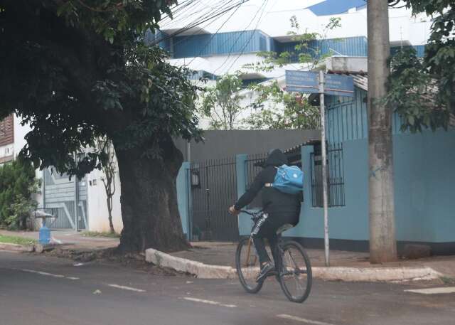 Ap&oacute;s fim de semana frio, temperatura volta a subir neste feriado em MS