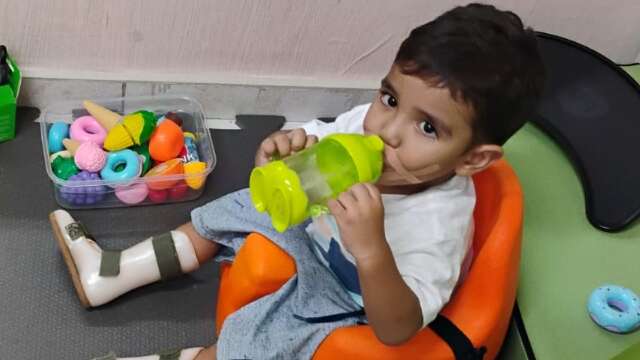 Menino de 2 anos enfrenta doen&ccedil;a rara com tratamento de R$ 18 milh&otilde;es