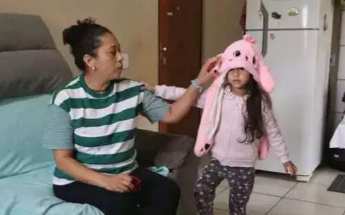 Sa&iacute;da da pobreza esbarra na falta de rede de apoio para cuidar dos filhos
