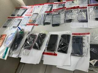 De 246 celulares recuperados durante opera&ccedil;&atilde;o, 136 s&atilde;o devolvidos aos donos