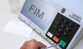 A menos de um mês das eleições, você já sabe em quem vai votar? A menos de um mês das eleições, você já sabe em quem vai votar?