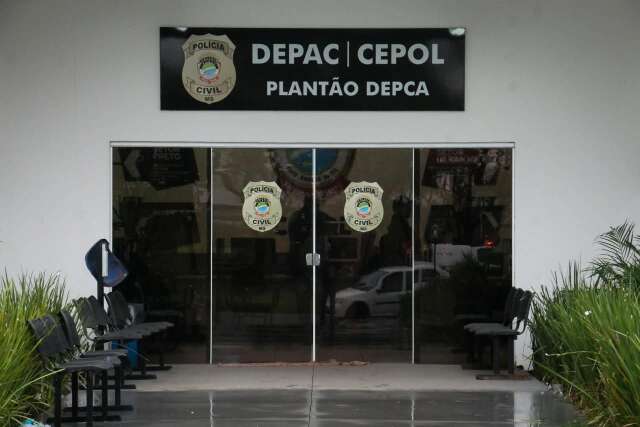 Mulheres s&atilde;o presas e adolescentes resgatadas em casa de prostitui&ccedil;&atilde;o