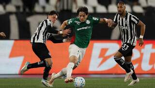 Palmeiras e Corinthians entram em campo pela Libertadores nesta quarta