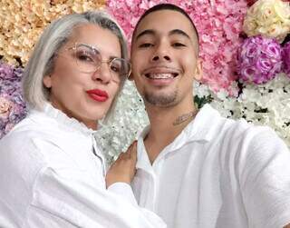 Mãe ajudou muitos a vencer o vício, mas perdeu o filho para as drogas Mãe ajudou muitos a vencer o vício, mas perdeu o filho para as drogas