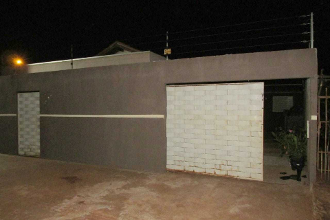 Justi&ccedil;a condena a 42 anos homem que matou dois adolescentes em jantar