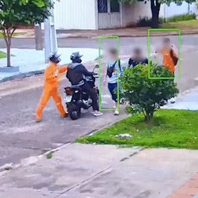 Adolescentes s&atilde;o alvos de ladr&otilde;es e perdem celulares em assalto