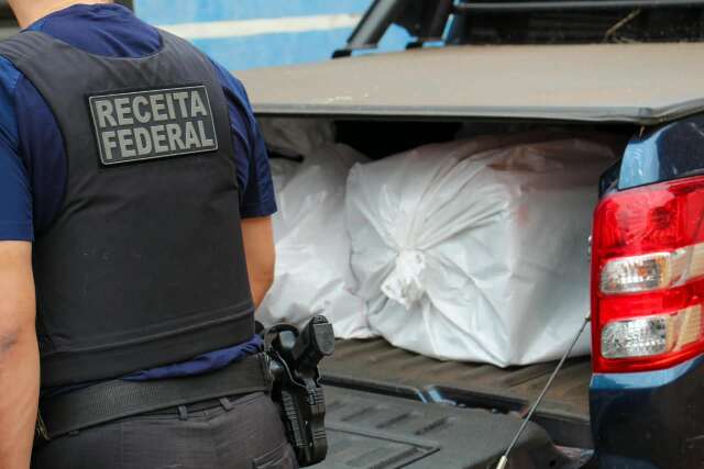 Opera&ccedil;&atilde;o da PF apreende eletr&ocirc;nicos em casa ligada a "Fio do Bigode"
