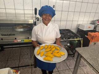 Casca de banana vira brigadeiro e ensina receita sem desperdício Casca de banana vira brigadeiro e ensina receita sem desperdício
