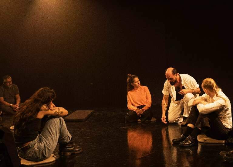 Artistas de MS levam teatro, dança e literatura para palcos de Berlim