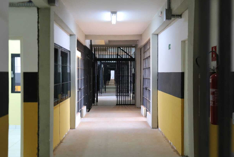 R&eacute;u em esquema de corrup&ccedil;&atilde;o, policial penal &eacute; dispensado da dire&ccedil;&atilde;o na Gameleira
