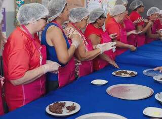 Casca de banana vira brigadeiro e ensina receita sem desperdício Casca de banana vira brigadeiro e ensina receita sem desperdício