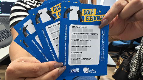 Colinha oficial permite anotar os 6 votos sem influ&ecirc;ncia pol&iacute;tica