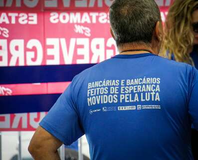 Caixa oferece R$ 3 mil por funcion&aacute;rio e tenta encerrar greve nesta sexta
