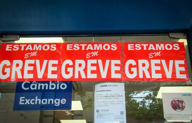 Sem senha para pagar contas, cliente encontra Caixa fechada durante greve