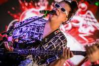 Erica Esp&iacute;ndola celebra 15 anos de carreira com show neste s&aacute;bado