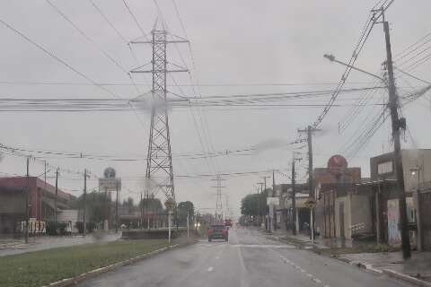 Domingo ser&aacute; chuvoso e MS volta a ter alerta de tempestade