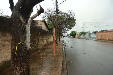 Homem &eacute; assassinado a tiros perto de tabacaria no Jardim Leblon