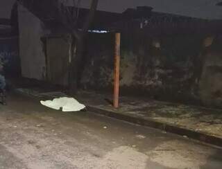 Homem &eacute; assassinado a tiros perto de tabacaria no Jardim Leblon