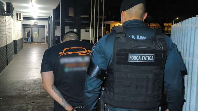 Justi&ccedil;a mant&eacute;m preso homem que guardava 10,8 kg de coca&iacute;na no quarto da filha