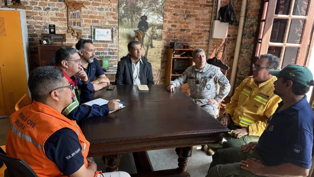 Brasil e Bol&iacute;via tra&ccedil;am rota terrestre para combate ao fogo no Pantanal