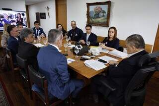Prefeitura pede R$ 40 milhões para reconstruir Campo Grande após temporal Prefeitura pede R$ 40 milhões para reconstruir Campo Grande após temporal