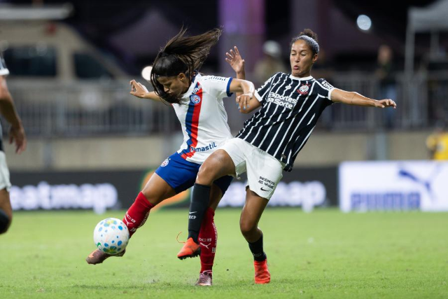Corinthians vence Bahia fora de casa e larga na frente por vaga na final