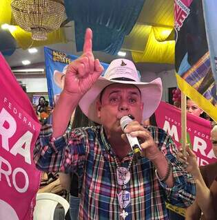 Justiça mantém condenação de ex-prefeito por fraude em contratos de lixo Justiça mantém condenação de ex-prefeito por fraude em contratos de lixo