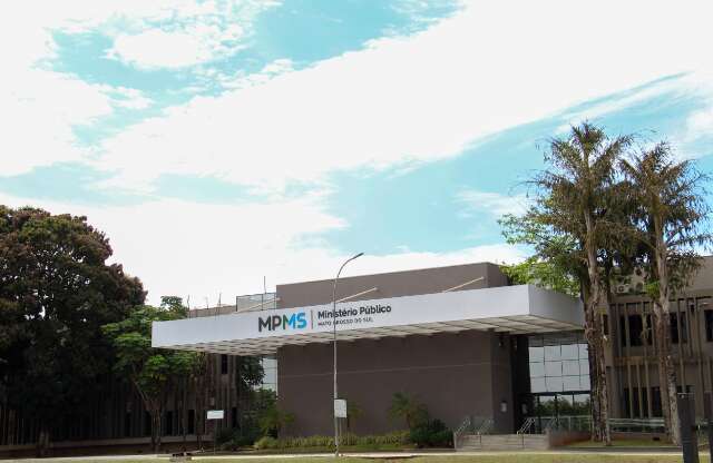 Riedel sanciona lei que cria 454 cargos no Minist&eacute;rio P&uacute;blico de MS