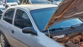 Carro fica sem gasolina e PM descobre carga de maconha em plena Afonso Pena Carro fica sem gasolina e PM descobre carga de maconha em plena Afonso Pena